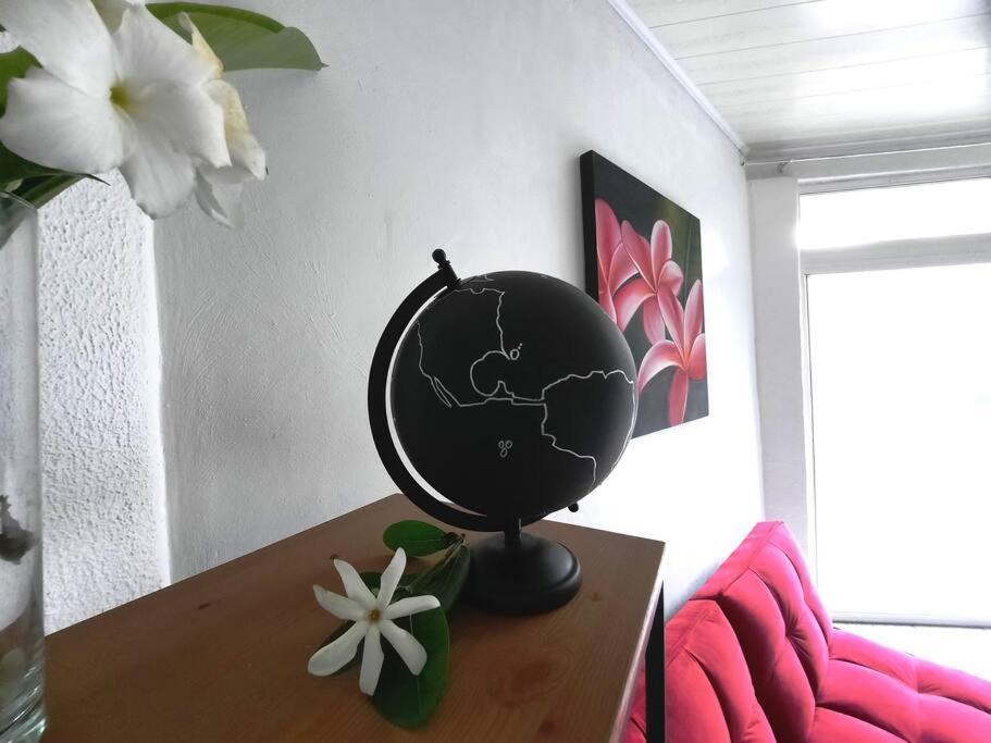 Vacation House In Tahiti Punaauia Kültér fotó